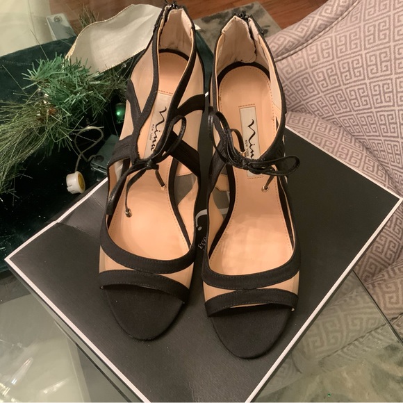 Nina Shoes Heels - Picture 1 of 6